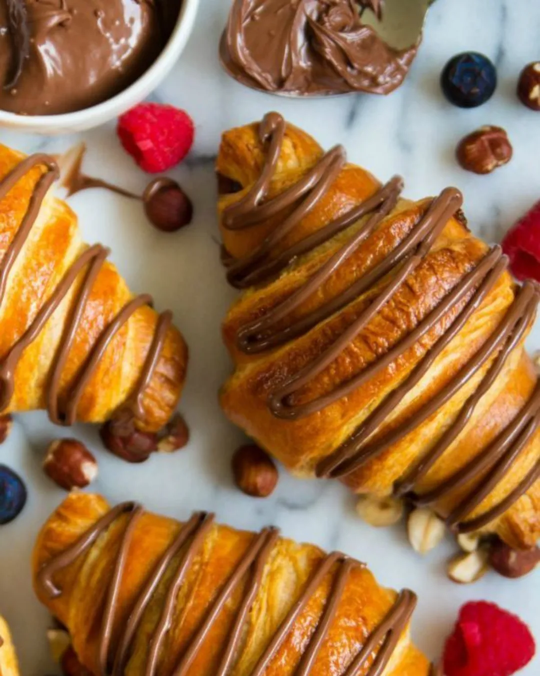 Croissant relleno de Nutella